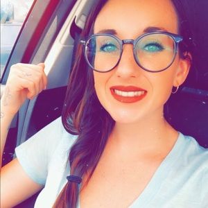 Meet your Posher, Jade